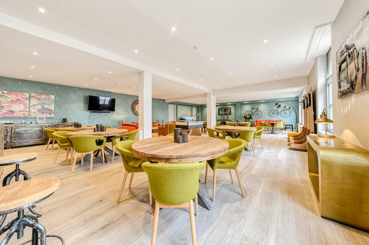 Acropolis - Luxury Appartments I Hotelservice And Parking 米德尔克尔克 外观 照片