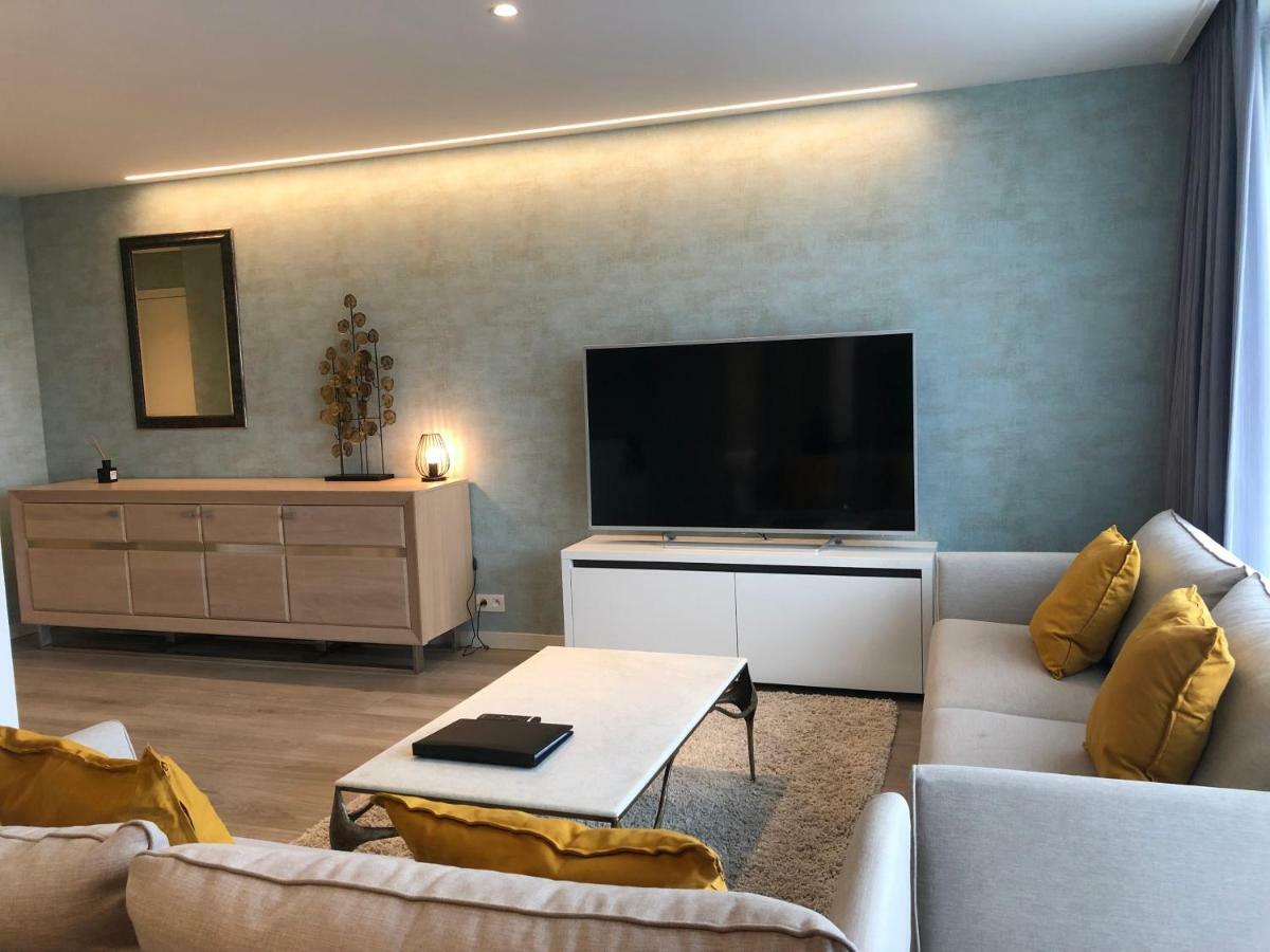 Acropolis - Luxury Appartments I Hotelservice And Parking 米德尔克尔克 外观 照片