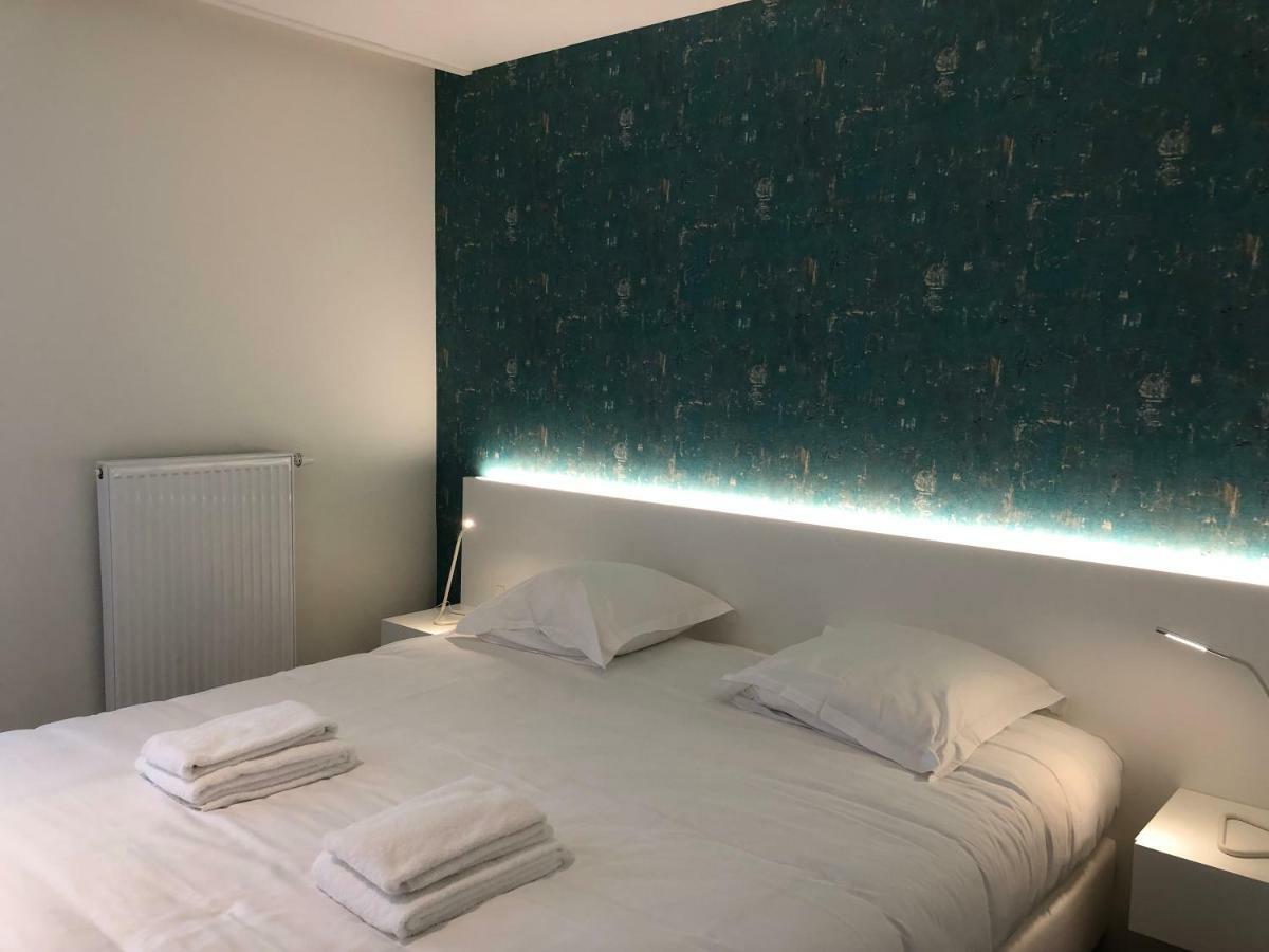 Acropolis - Luxury Appartments I Hotelservice And Parking 米德尔克尔克 外观 照片