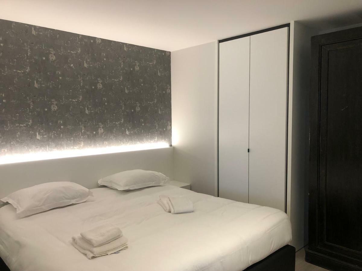 Acropolis - Luxury Appartments I Hotelservice And Parking 米德尔克尔克 外观 照片