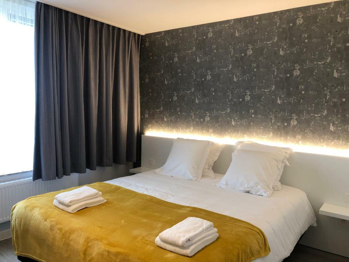 Acropolis - Luxury Appartments I Hotelservice And Parking 米德尔克尔克 外观 照片